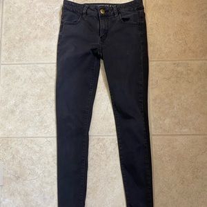 Lightly worn American Eagle Black Jeggings
